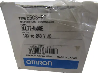 NEW OMRON E5CS-RP TEMPERATURE CONTROLLER 100 TO 240 V E5CSRP