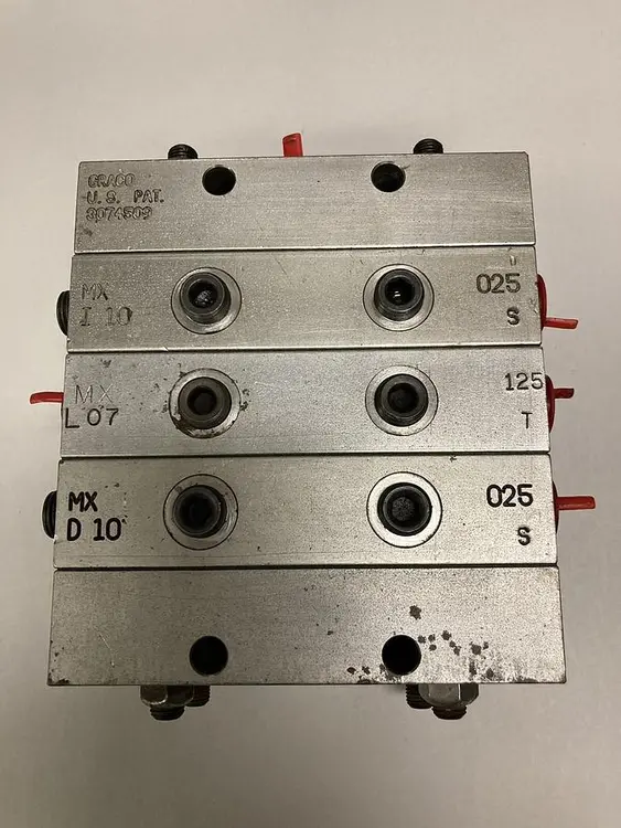 Used GRACO MXI10-025S, MXL07-125T, MXD10-025S Pump & Valve Parts Ohio US | Surplus Asset Holdings #1236493