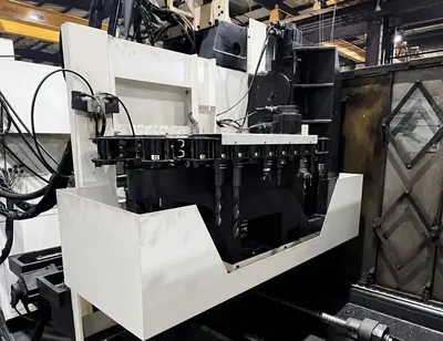 USED 2011 MAZAK VTC-200C