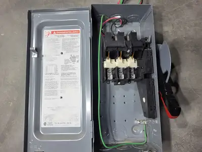 USED SQUARE D CHU361