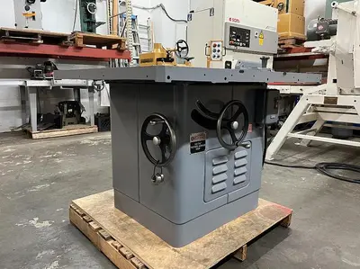 Delta / Rockwell 12/14 Tablesaw