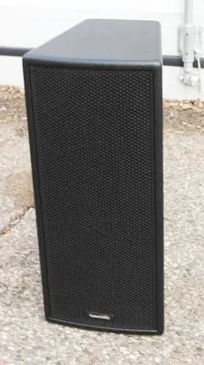 Biamp Community V2-28 Dual 8-inch 2-Way Full-Range Speaker 300W