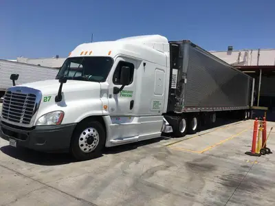 USED 2013 FREIGHTLINER CASCADIA 125