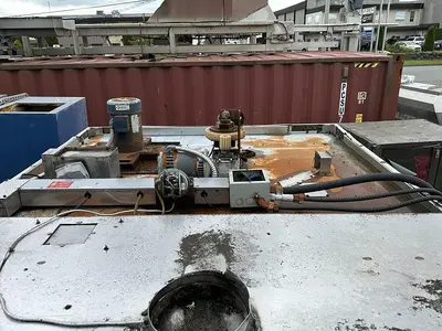 USED 2003 LUCKS M20 E-R