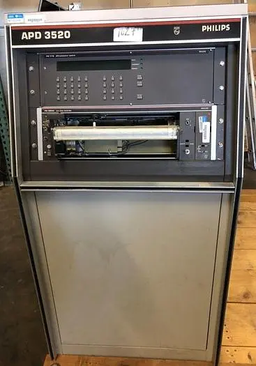 PHILIPS APD 3520 COMPUTER CONTROL CONSOLE