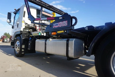 Used 2027 ISUZU FVR Hooklifts & Roll-Offs Texas US | Roll Off Truck World #1491763