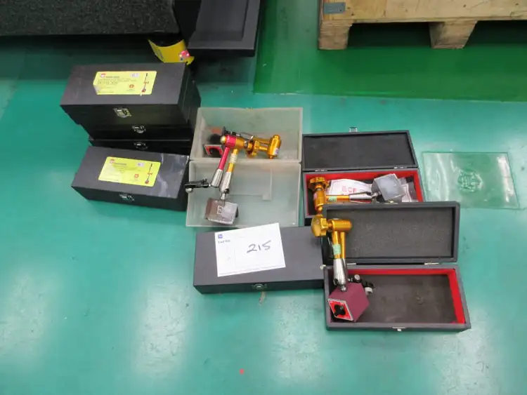 Used _UNKNOWN_ _UNKNOWN_ Magnetic Bases TW | Apex Group #1551783