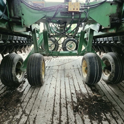 JOHN DEERE 455 Grain Drill | Iron Listing (30)
