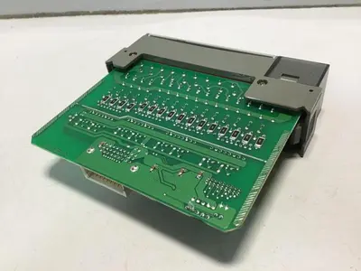 USED ALLEN BRADLEY 1746-IA16 SER C