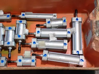 Smc  250psi Pneumatic Cylinders.