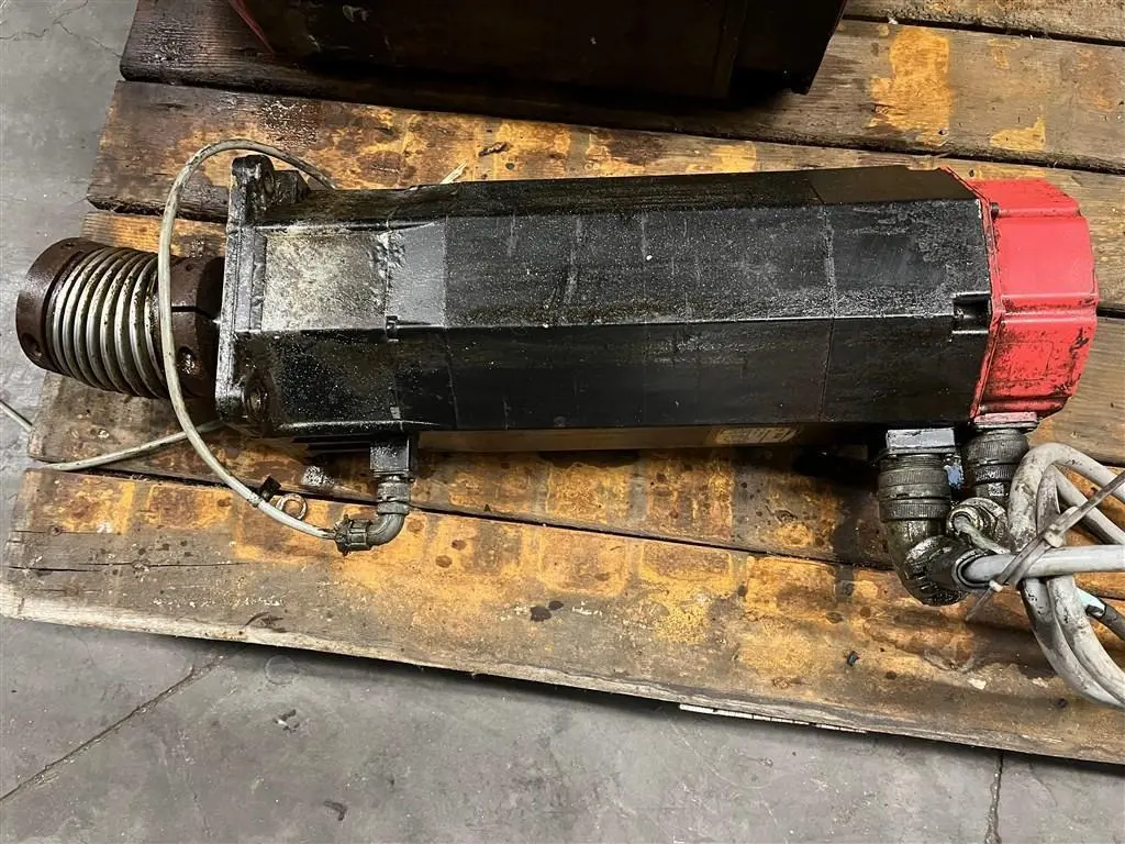 USED FANUC 30S/3000 A06B-0319-B232 #7000