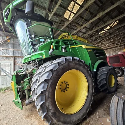 JOHN DEERE 8800 chopper | Iron Listing (3)