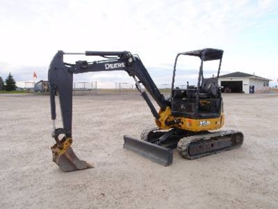 USED 2022 Deere 35D