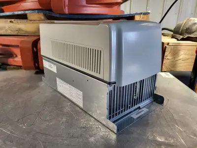NEW ABB ACS800-U1-0016-7