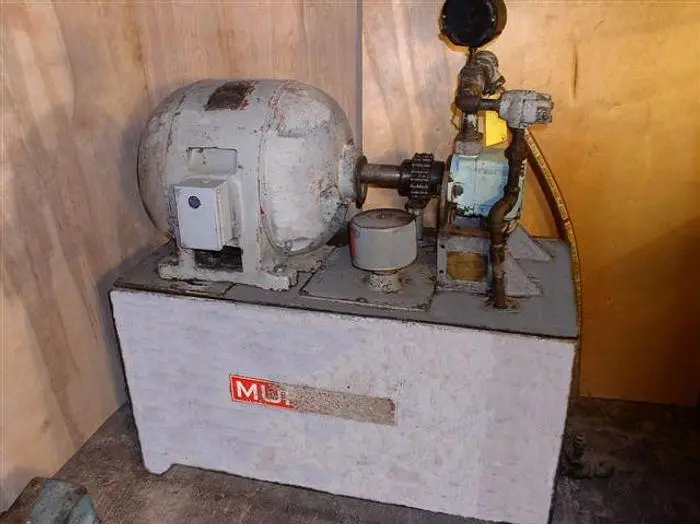 40 HP Murray Hydraulic System