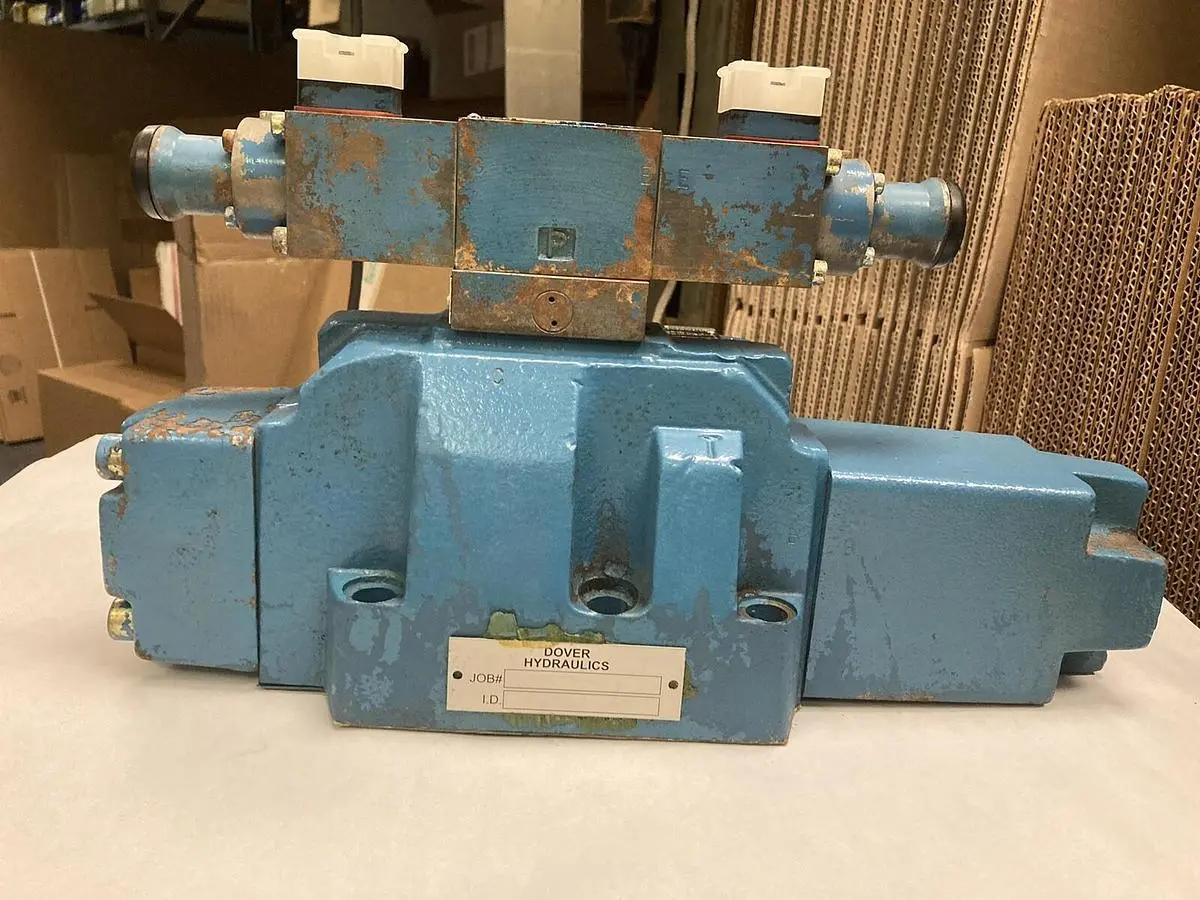 USED REXROTH 4WRZ 25 E1-220-51/6A24NZ4/D3M