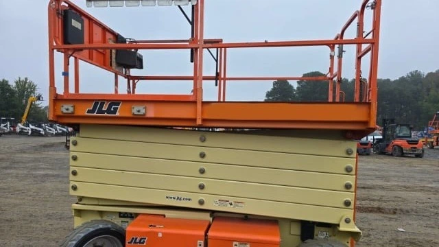 USED 2014 JLG 4069LE