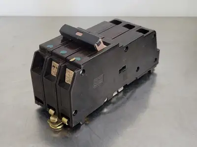 90 Amp, 3 Pole, 240 volts Circuit Breaker