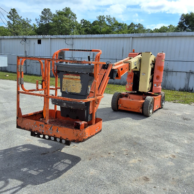 USED 2012 JLG E300AJP