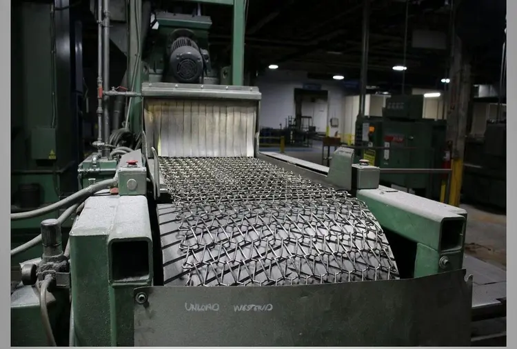 Used 1999 GOFF WM27.5-4-40 Wire Mesh Belt Shot Blaster Pennsylvania US | Shot Blasting Equipment #868026
