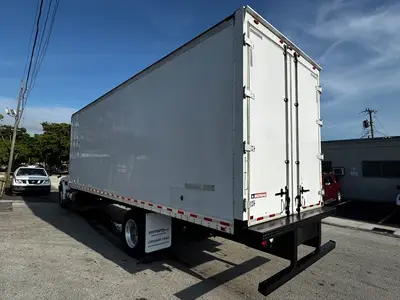 Used 2020 INTERNATIONAL MV607 Box trucks Florida US | Truck and Van Outlet #1509202