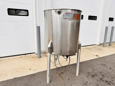 USED 1993 PERMA-SAN 60 GALLON JOVC