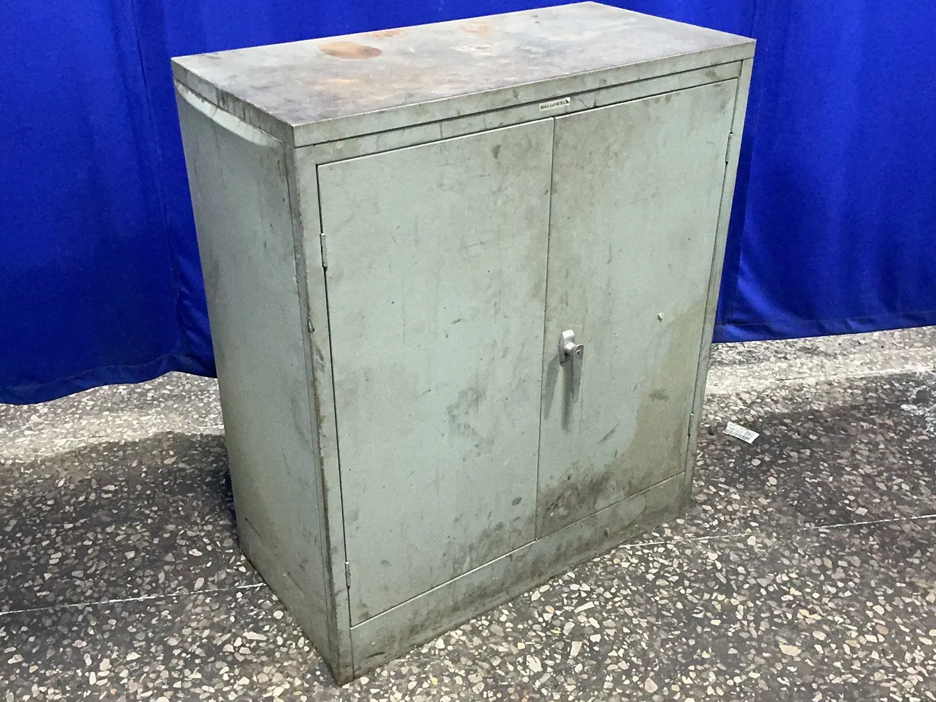 Used HALLOWELL _UNKNOWN_ Cabinets Ohio US | HGR 24 #1567084