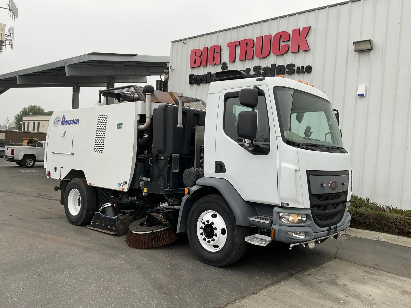 Used 2016 PETERBILT A9 MONSOON Street Sweeper California US | Big Truck & Equipment #1412335
