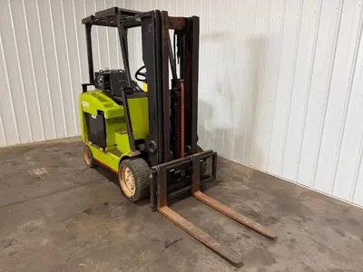 Used _UNKNOWN_ _UNKNOWN_ 4-Wheel Sit down Electric Counterbalance Forklifts Ohio US | Myron Bowling Auctioneers Inc #1574180