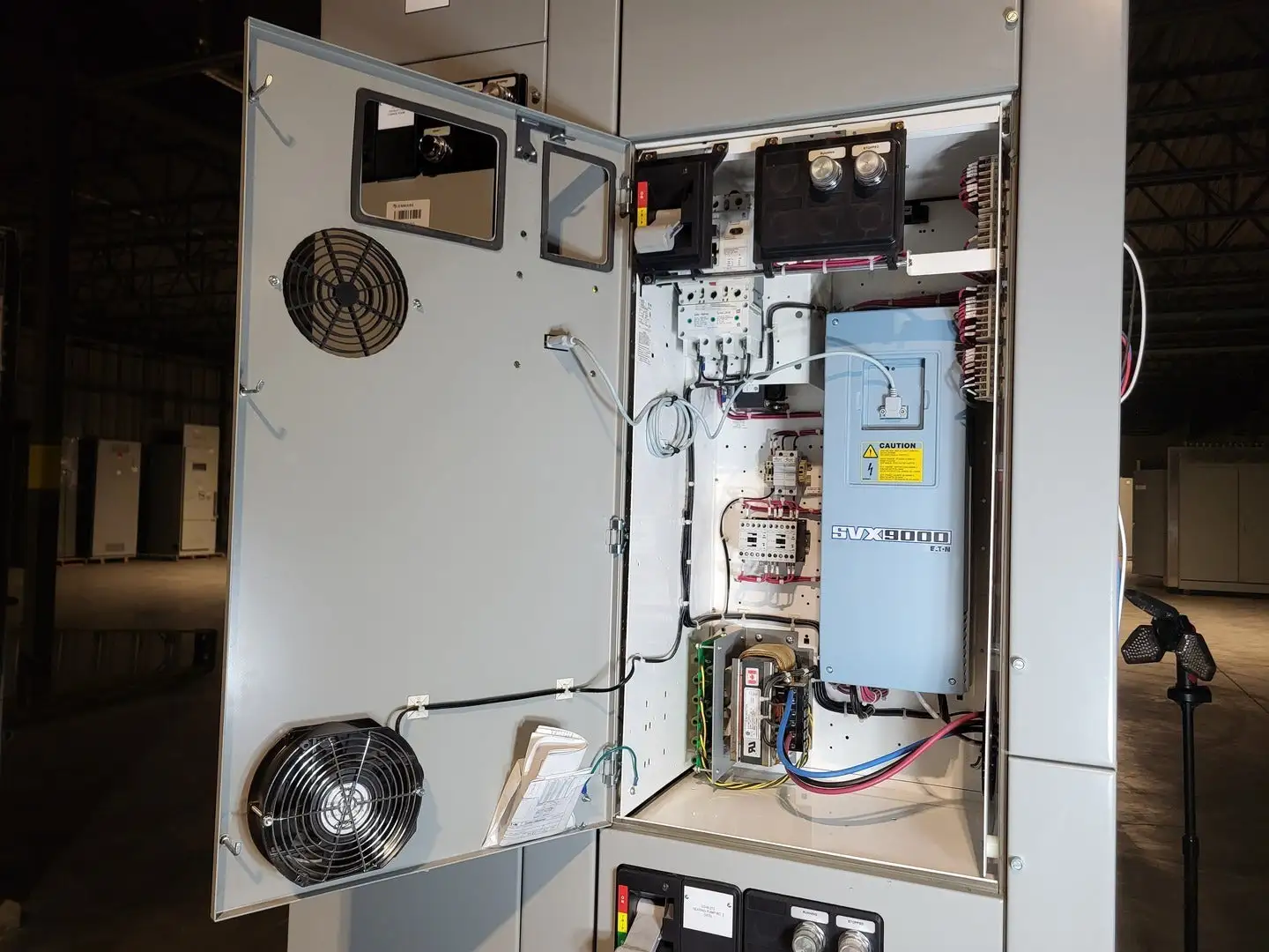 Used EATON SVX025A1-5A4N1 Switchgears British Columbia CA | Lenmark #240131
