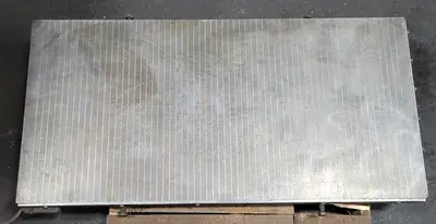 USED WALKER 24X48 MAGNETIC CHUCK