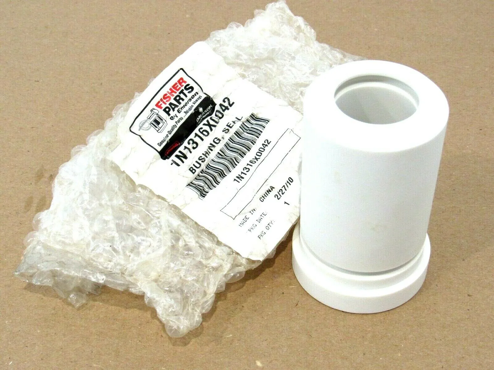 NEW EMERSON 1N1316X0042 BUSHING SEAL