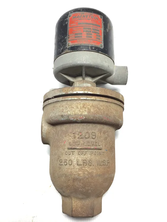 Used MAGNETROL _UNKNOWN_ Relays & Switches Pennsylvania US | Moses B Glick #1009737
