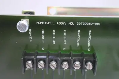NEW HONEYWELL C-HCIOO/ C-HCI00 RACK PREFERRED ACCESS EXPANDER FILE STOCK G683