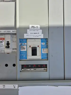 Power Distribution Center (PDC) - 600 Amp Main Breaker