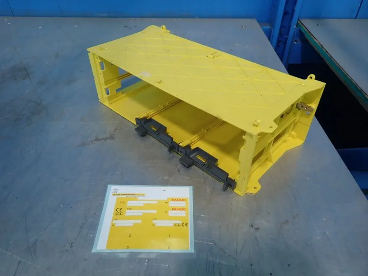 New | in-Stock FANUC A05B2600C001 PLC Chassis Ohio US | HGR 24 #755108