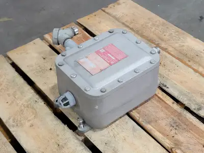 USED AKRON EXI684
