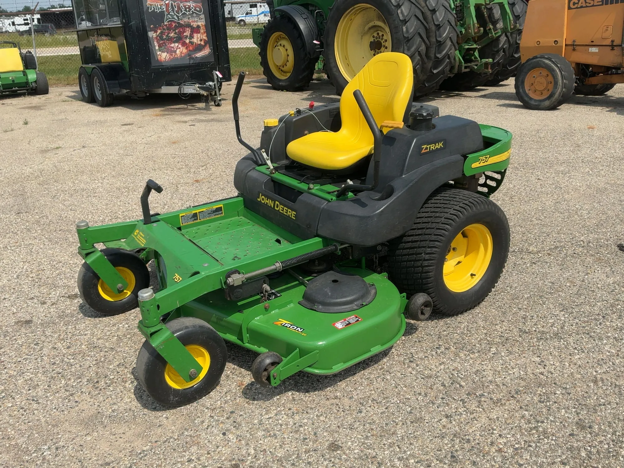 USED JOHN DEERE 757