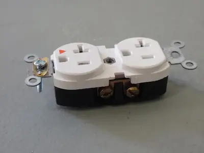 20A 125V Duplex Receptacle