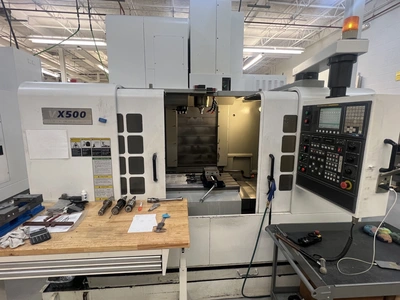 2015 HYUNDAI WIA VX500 Vertical Machining Centers | Bayou Machinery (3)