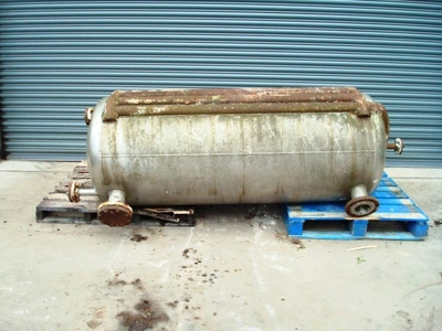 910 L S/S Horiz Coiled Pressure Vessel