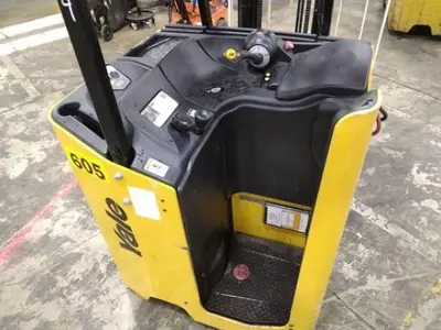 USED 2023 YALE ESC030