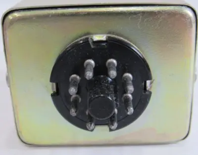 NEW GUARDIAN ELECTRIC 0121-0857-6100 TIME DELAY RELAY 012108576100 TDOA62C30-115