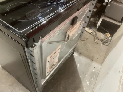 Used WHIRLPOOL GLASS TOP Commercial Ranges Michigan US | Miedema Asset Management Group #1341057
