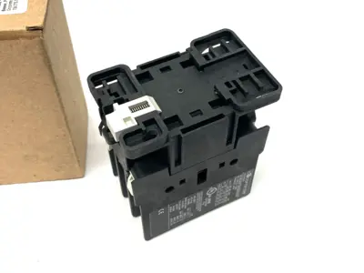 USED C3CONTROLS CONTACTOR 120V COIL, 40A 3-POLE