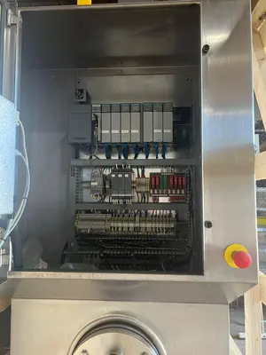 USED 2003 TETRA PAK HOYER KF 2000 XC