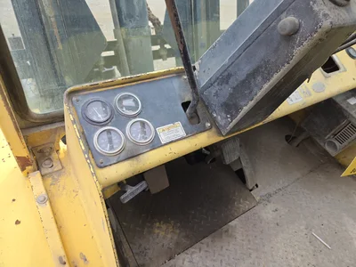Hyster Diesel Forklift, Single Stage, Side Shift, 655 Hours Indicated (Bad Engine)