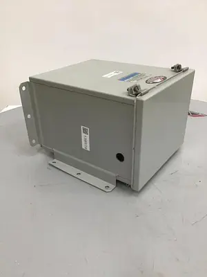 USED AEROVOX C85Z6013E