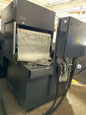 USED 2009 DMG DECKEL MAHO DMU 80P DUOBLOCK