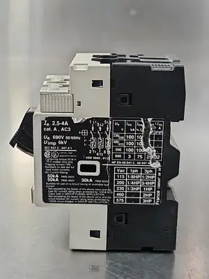 Telemecanique GV2-M08 Motor Circuit Breaker loc4D11